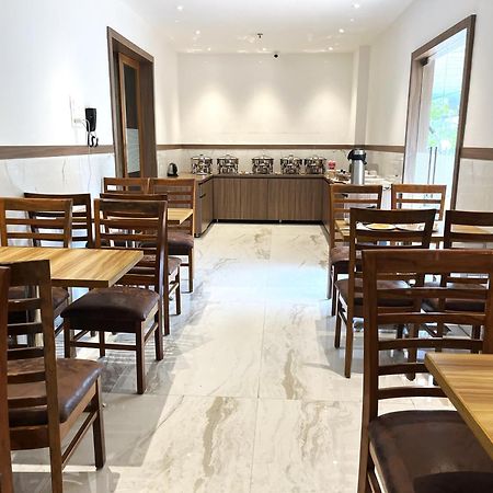 Glitz Hotels La Dahlia - Premium Thane Extérieur photo